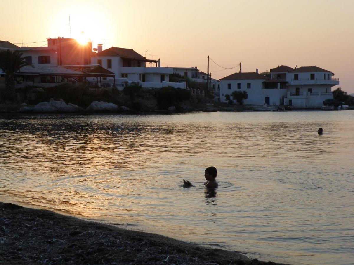 Sunset Holiday House Archangelos  Buitenkant foto
