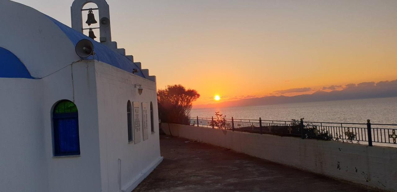 Sunset Holiday House Archangelos  Buitenkant foto